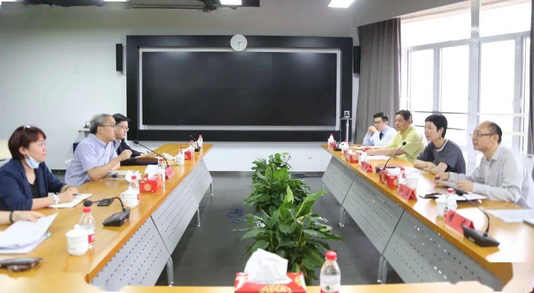 “一网通办”民主监督,我所律师代表知联会调研静安行政服务中心